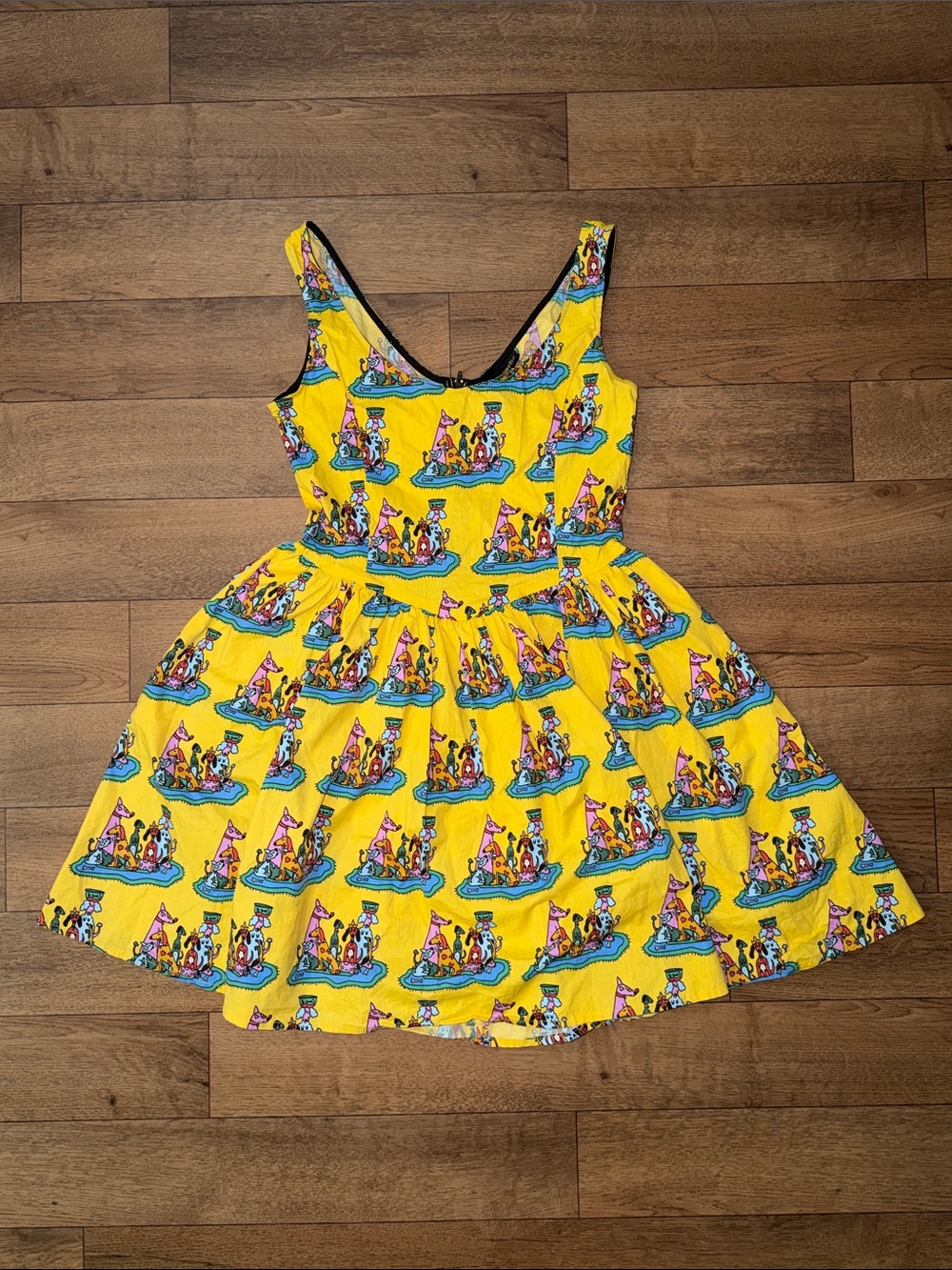 Nooworks Size Small Vacation Dog Party Fit & Flare Dress Artsy Animals Colorful